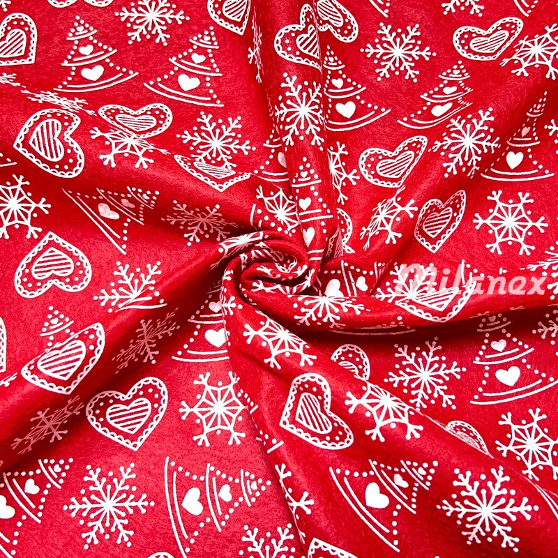 Filc dekoracyjny świąteczne choinki serduszka i śnieżynki czerwony